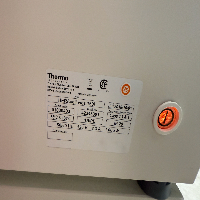 Thermo Scientific Vios 160i Double Stack C02 Incubator image 1